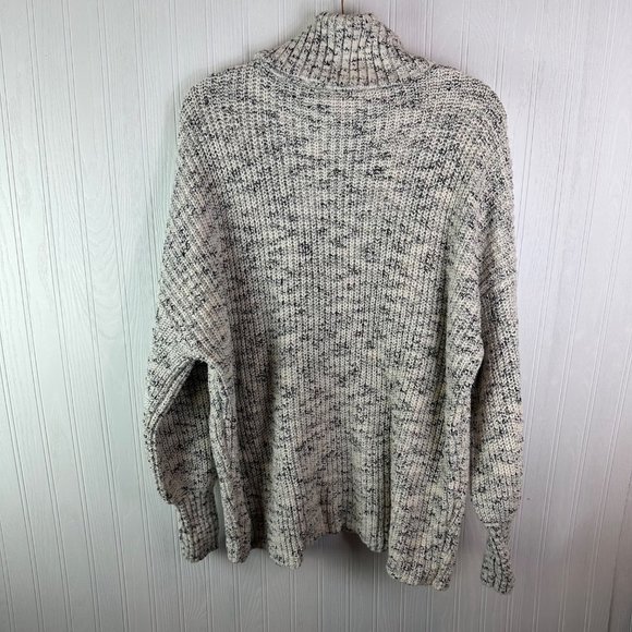 Offline by Aerie Oversized sweater cream and gray cowl neck size small - Picture 2 of 4
